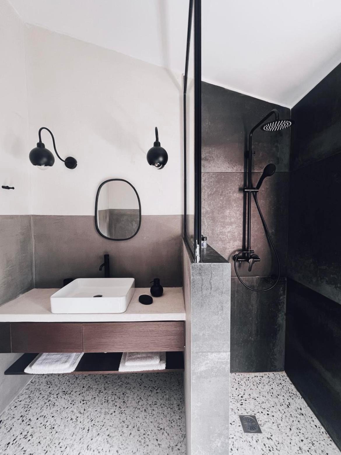 Alfiea Home 65M2 & Alfiea Studio 35M2 Artemida  Dış mekan fotoğraf