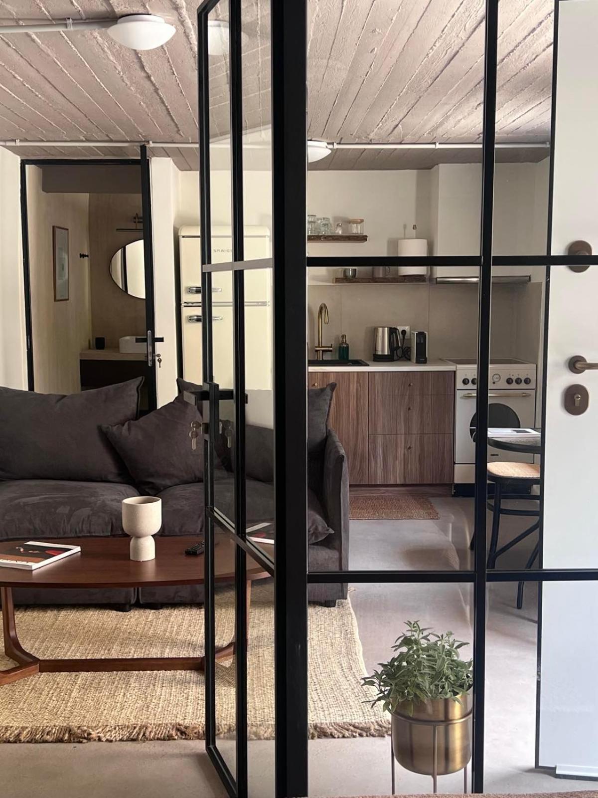 Alfiea Home 65M2 & Alfiea Studio 35M2 Artemida  Dış mekan fotoğraf